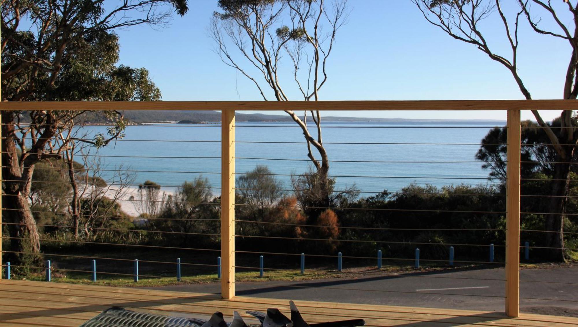 Kingfisher Cottage Beachfront At The Binalong Bay Exterior foto